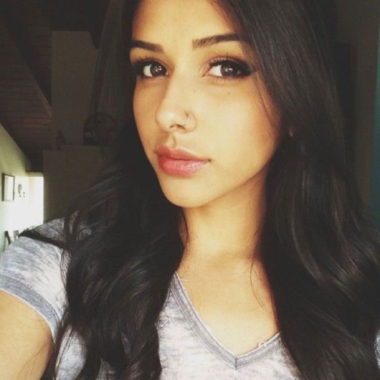 Charlotte from Manassas Park | Woman | 23 years old