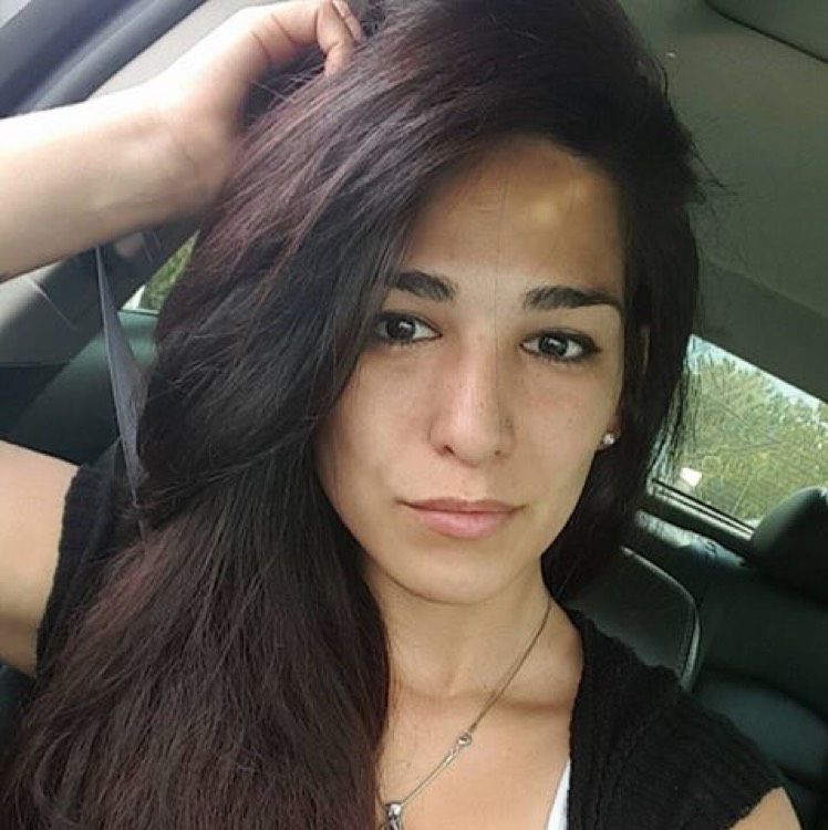 Mia from Lebanon | Woman | 33 years old