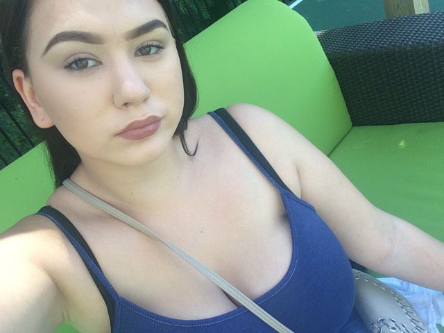 Hailey from Colesville | Woman | 20 years old