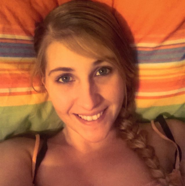 Sophia from Moreno Valley | Woman | 31 years old