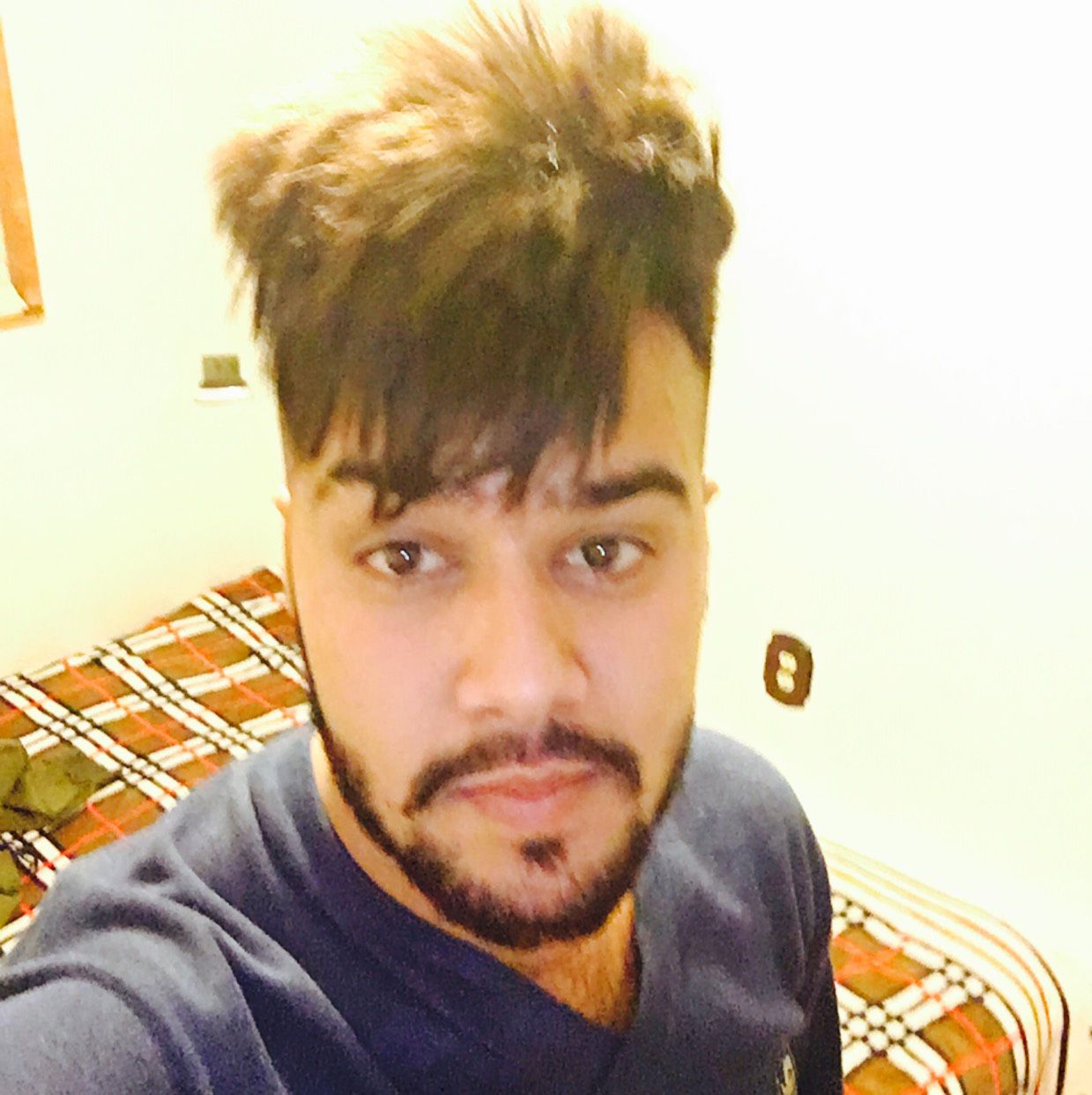Isaac from Lebanon | Man | 26 years old