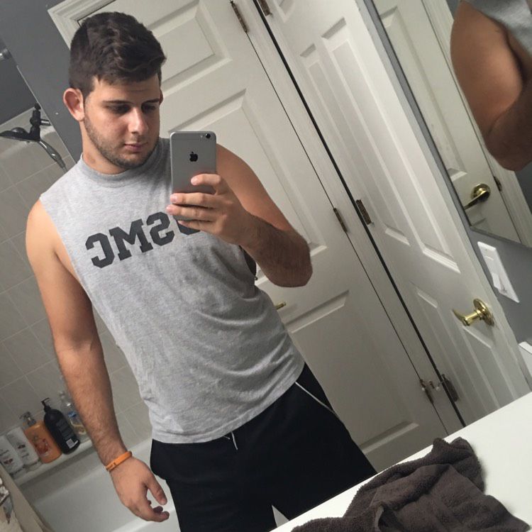 Jayden from Columbia | Man | 21 years old
