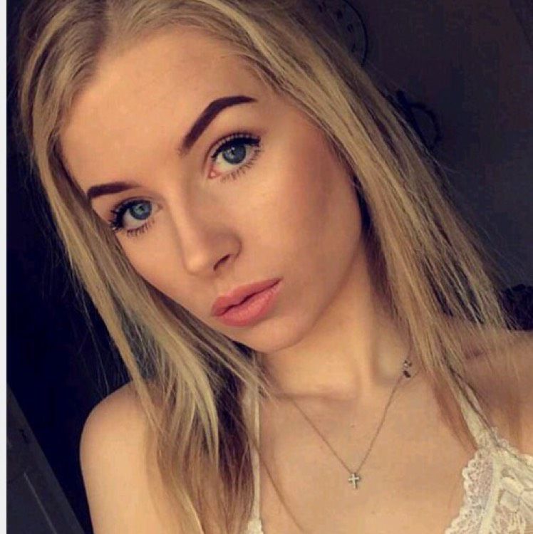 Madelyn from Cumberland | Woman | 21 years old