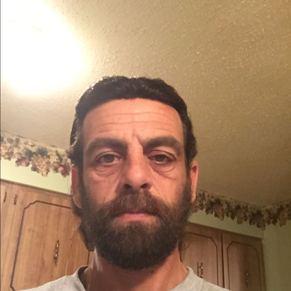 Benjamin from Bakersfield | Man | 48 years old