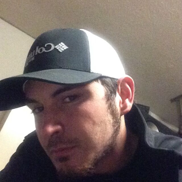 Cameron from Dumas | Man | 24 years old