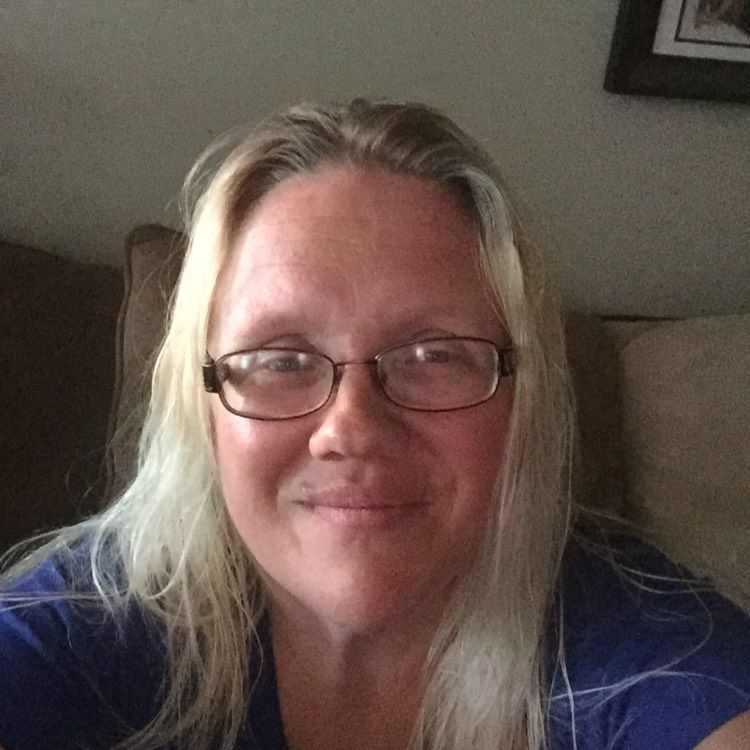 Kinsley from Burlingame | Woman | 43 years old