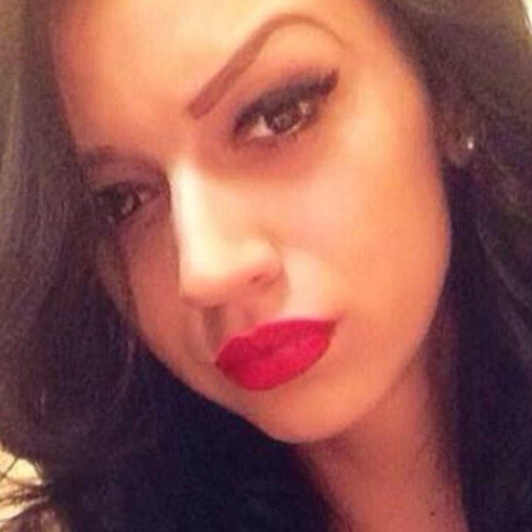 Layla from Middletown | Woman | 28 years old