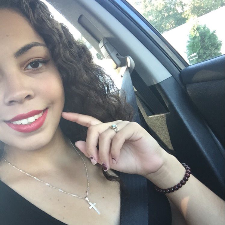 Arianna from Chambersburg | Woman | 23 years old