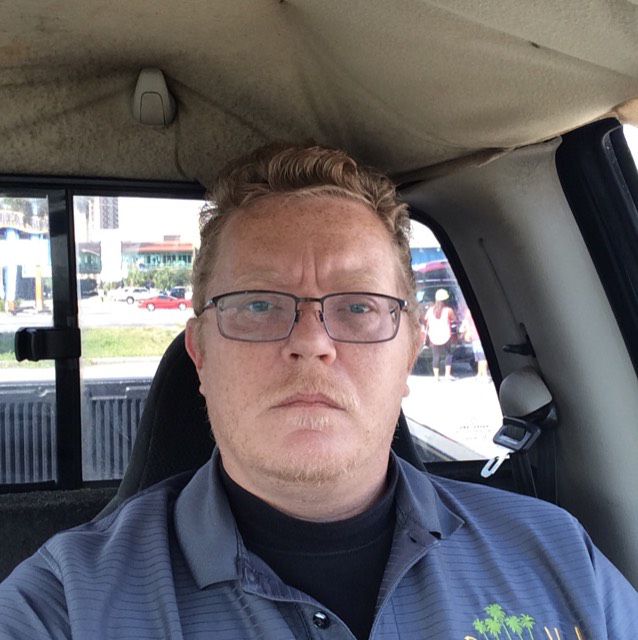 Jackson from Navarre | Man | 44 years old