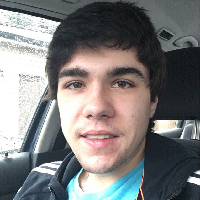Wyatt from Struthers | Man | 23 years old