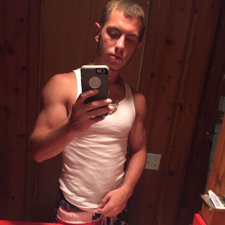Cameron from Broadview Heights | Man | 21 years old