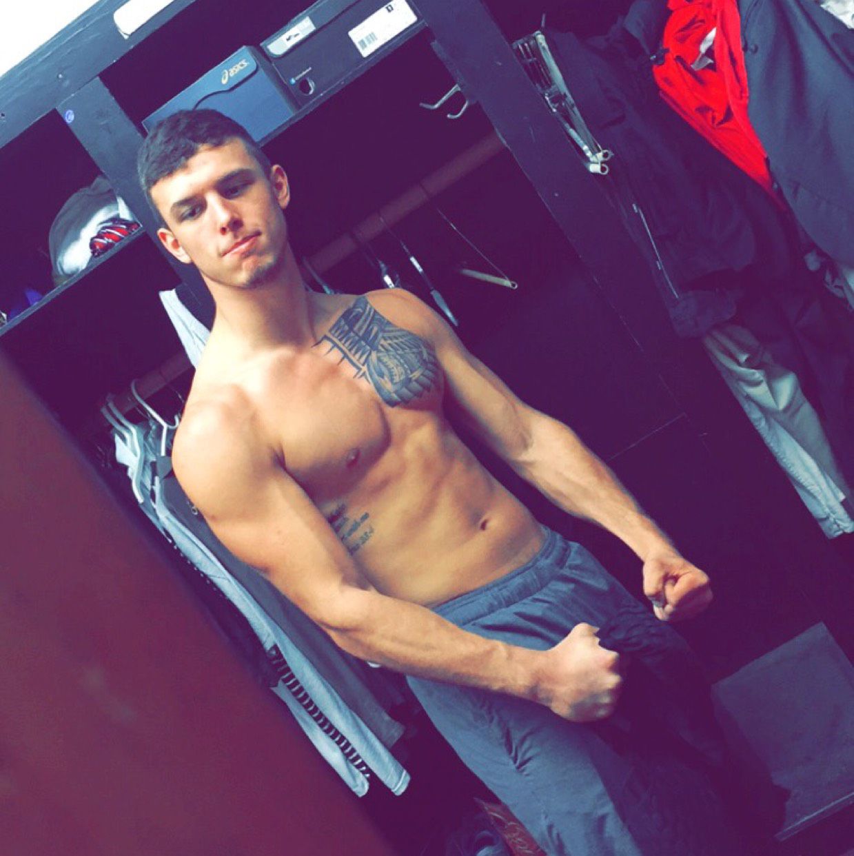 Mason from Sierra Madre | Man | 21 years old