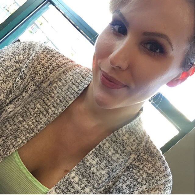 Arianna from Thousand Oaks | Woman | 32 years old
