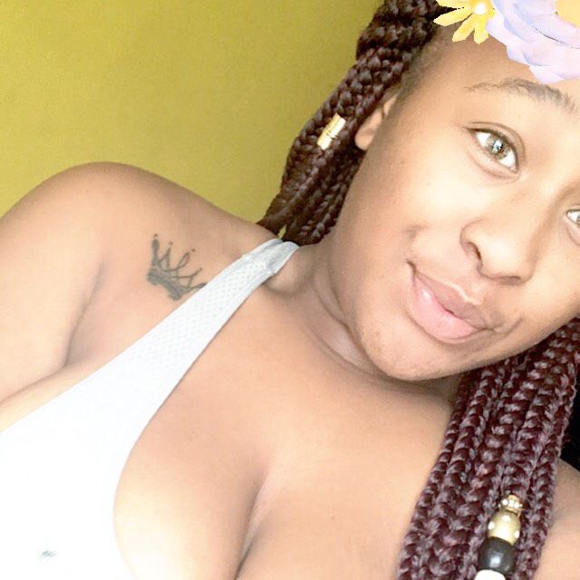 Leah from Joliet | Woman | 21 years old