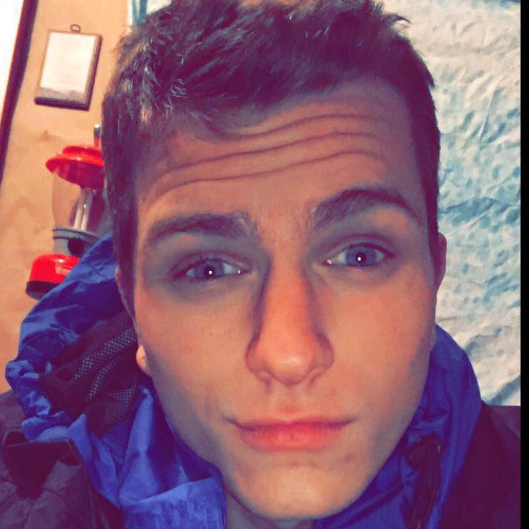 Mason from Overland Park | Man | 21 years old