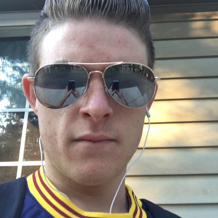 Daniel from Marion | Man | 21 years old