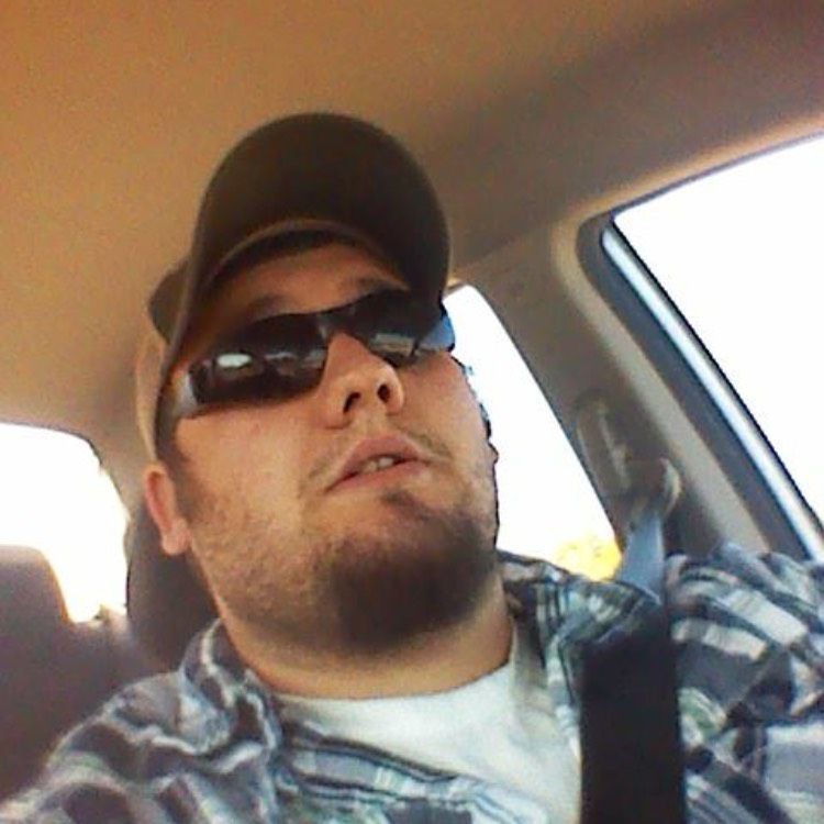 James from Laughlin | Man | 26 years old