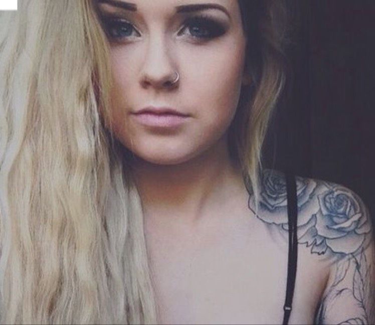 Leah from Hilo | Woman | 19 years old