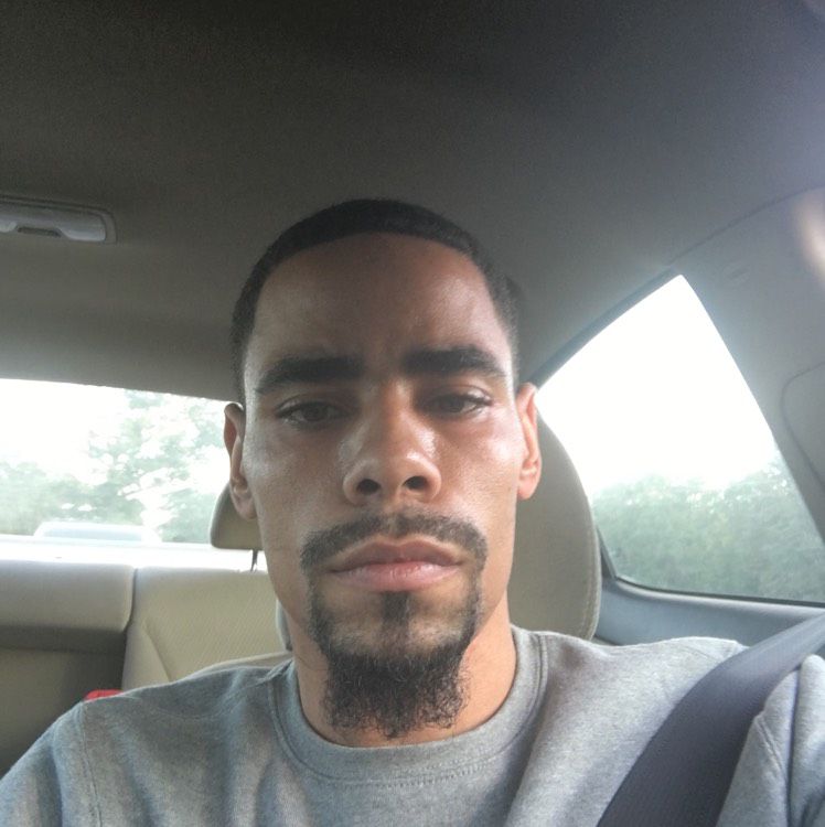 Isaiah from Stratford | Man | 30 years old