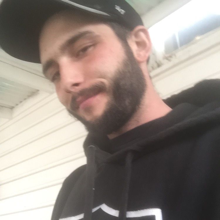 Oliver from Dubuque | Man | 27 years old