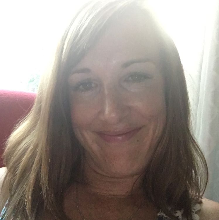 Madelyn from Bloomington | Woman | 42 years old