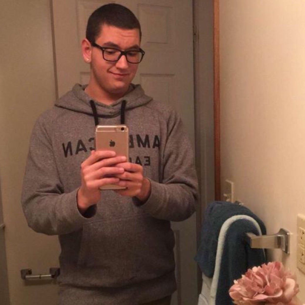 Jacob from Niles | Man | 21 years old