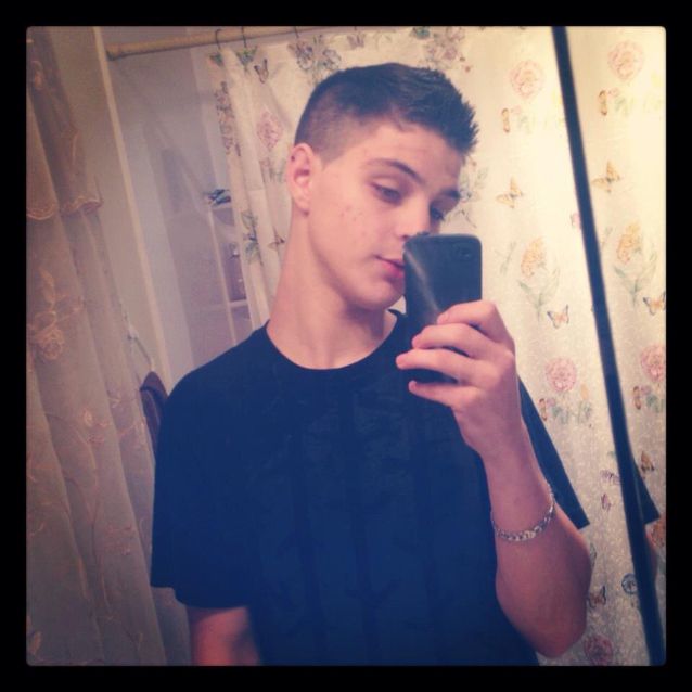 Isaac from Oak Park | Man | 23 years old