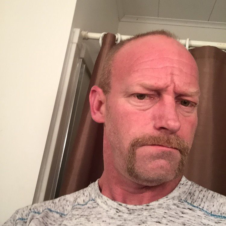 Levi from Parker | Man | 42 years old