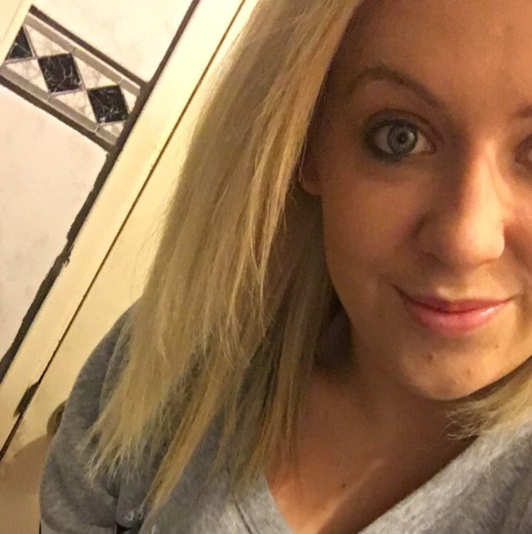Aubrey from Mcpherson | Woman | 24 years old