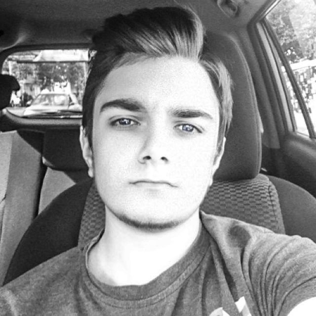 Aiden from Clearwater | Man | 21 years old