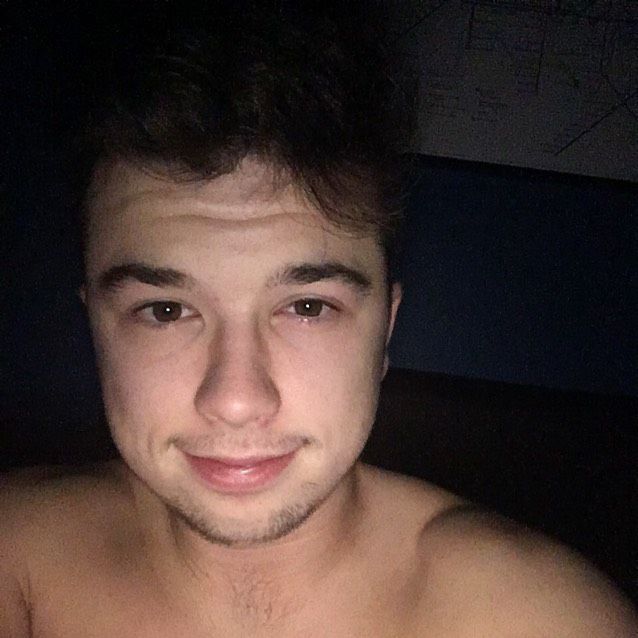 Logan from Lewisville | Man | 21 years old