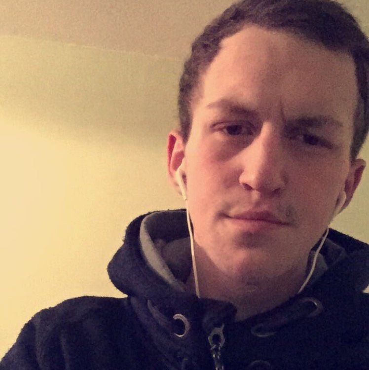Owen from Easthamn Town | Man | 21 years old