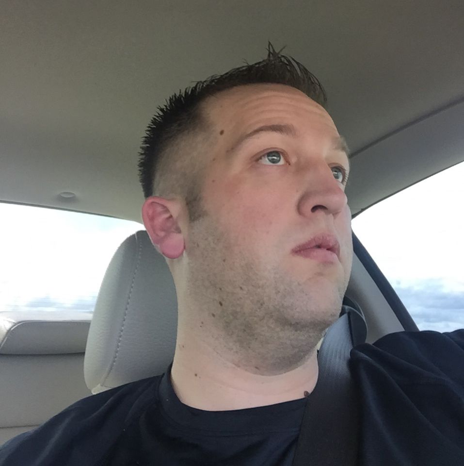 Lucas from Altoona | Man | 33 years old