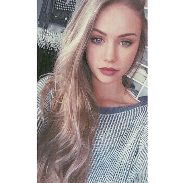 Madelyn from Arden Hills | Woman | 21 years old