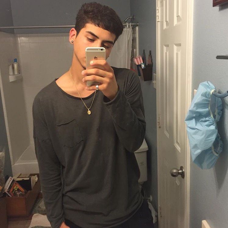 Noah from Jacksonville | Man | 21 years old
