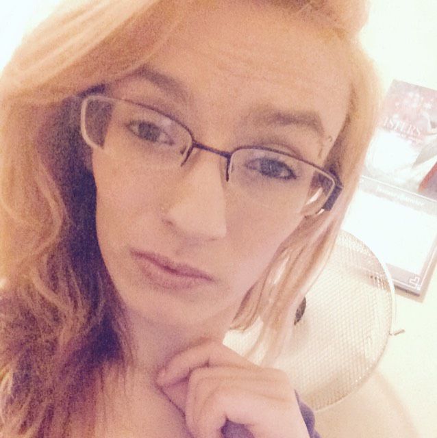 Maya from Madison Heights | Woman | 23 years old