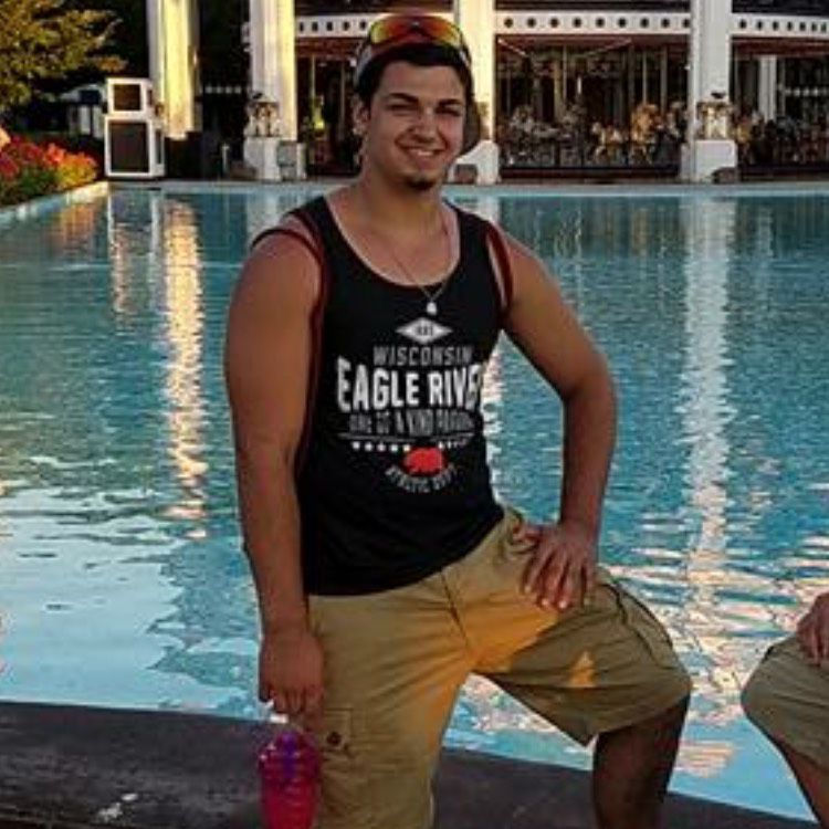Jackson from Fort Morgan | Man | 22 years old