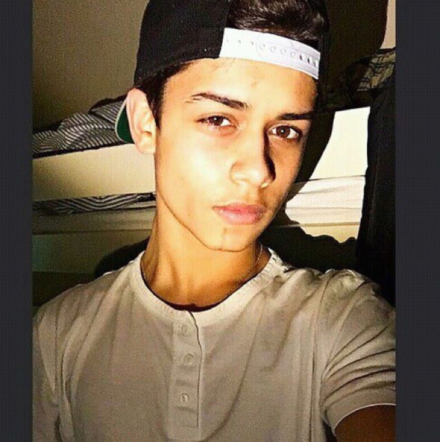 Aiden from Yuma | Man | 21 years old