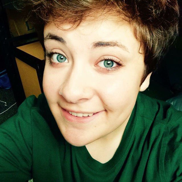Paisley from Iowa City | Woman | 22 years old