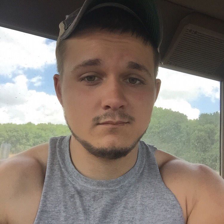 Ryan from Winchendon | Man | 21 years old