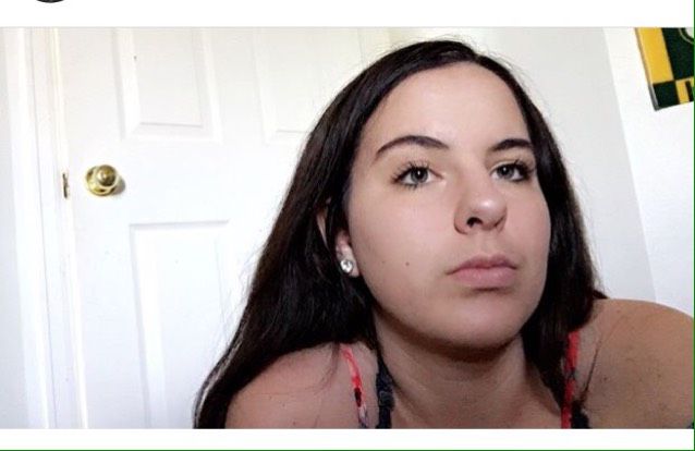 Riley from Naugatuck | Woman | 18 years old