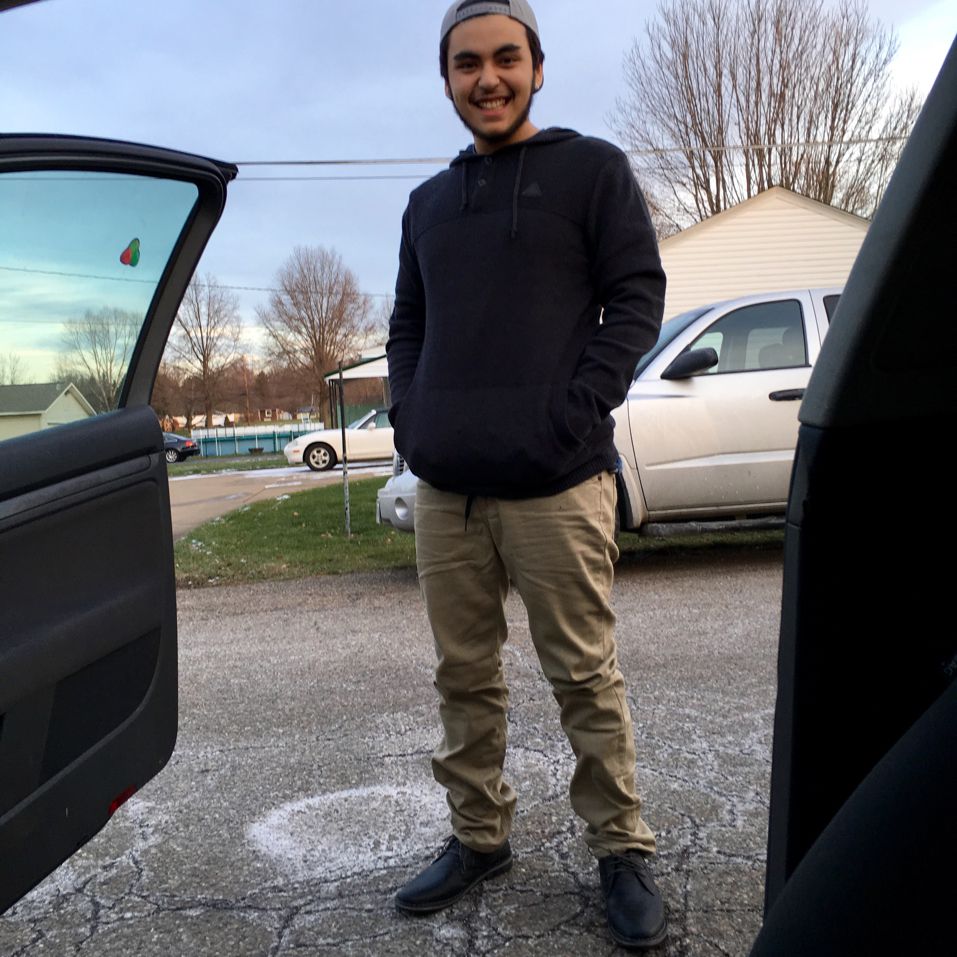 Gabriel from Lynden | Man | 22 years old