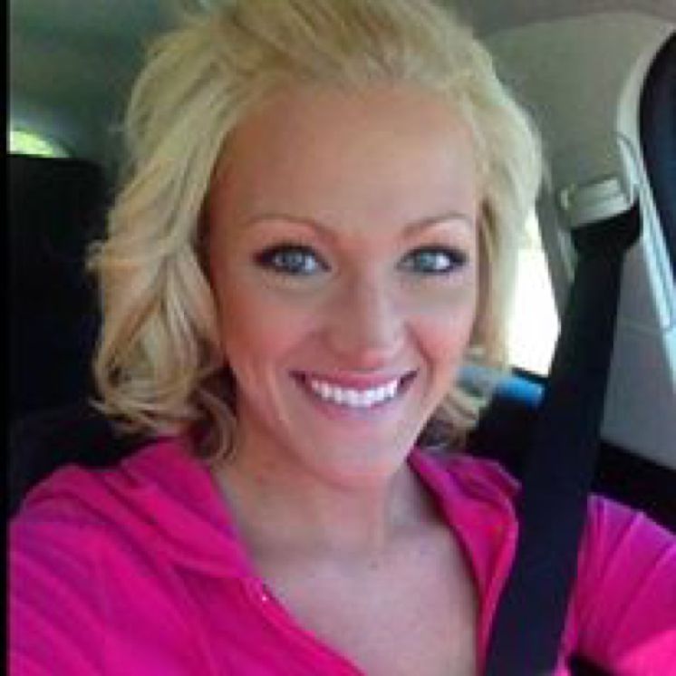 Ellie from Sulphur | Woman | 37 years old