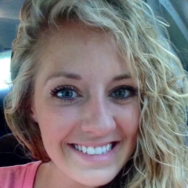 Leah from Elkhorn | Woman | 33 years old