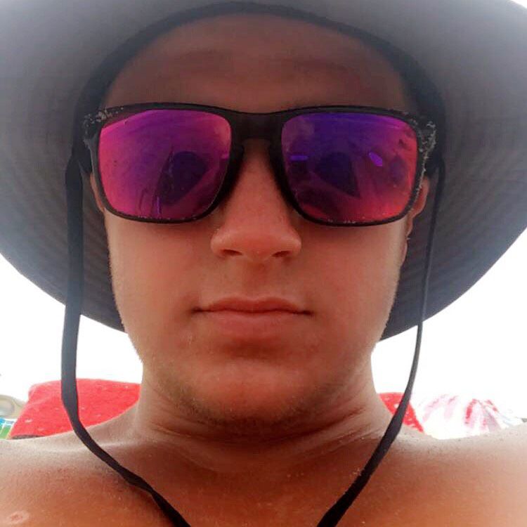 Matthew from Cayce | Man | 21 years old