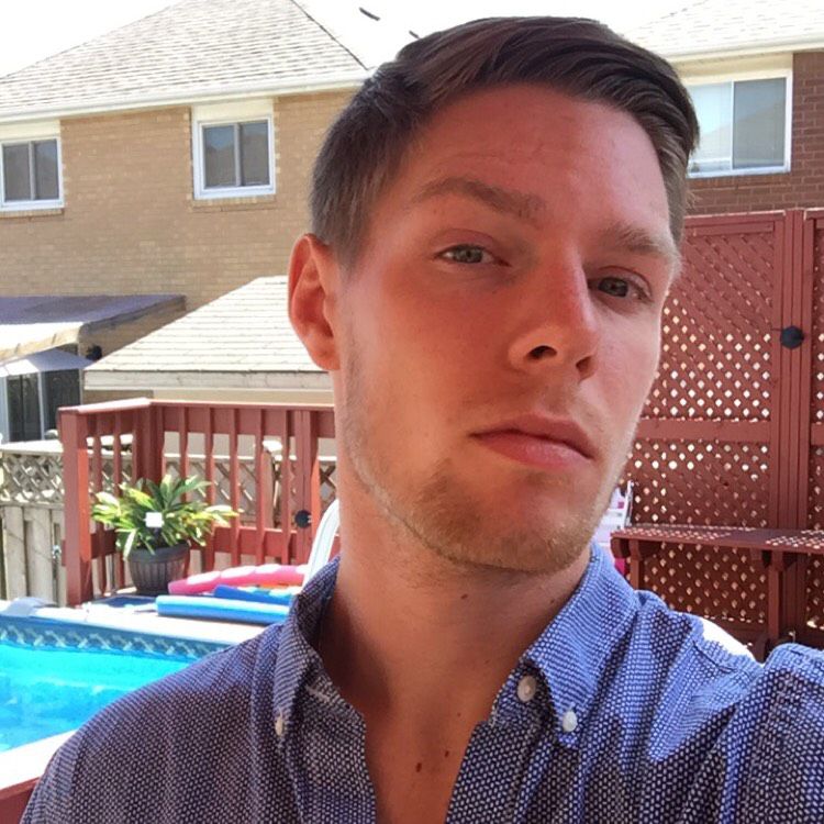 Noah from Simi Valley | Man | 22 years old
