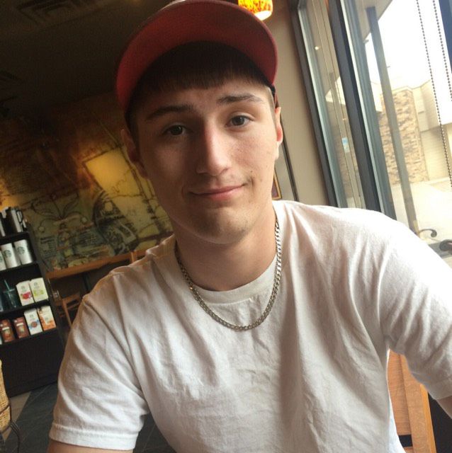 Lucas from Rochester | Man | 21 years old