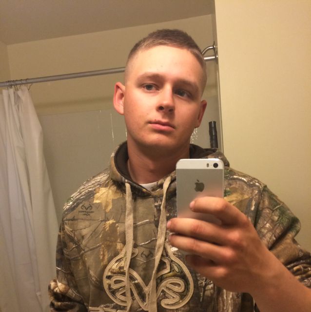Jackson from New Baden | Man | 23 years old
