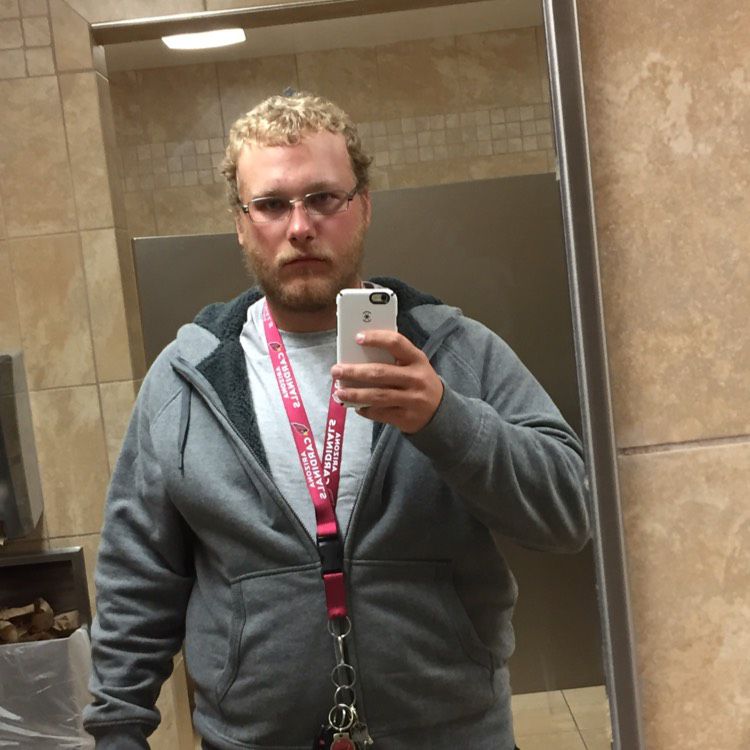 Alexander from Madison | Man | 23 years old