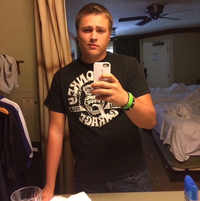 Connor from Evansville | Man | 21 years old
